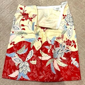Liz Claiborne summer skirt.  Size 4, super cute and very comfortable.